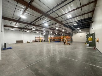 Santa Rosa, CA Warehouse - 2049 W Steele Ln
