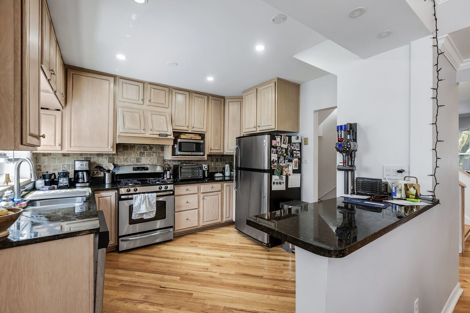1849 W Wabansia Ave, Chicago, IL for Sale