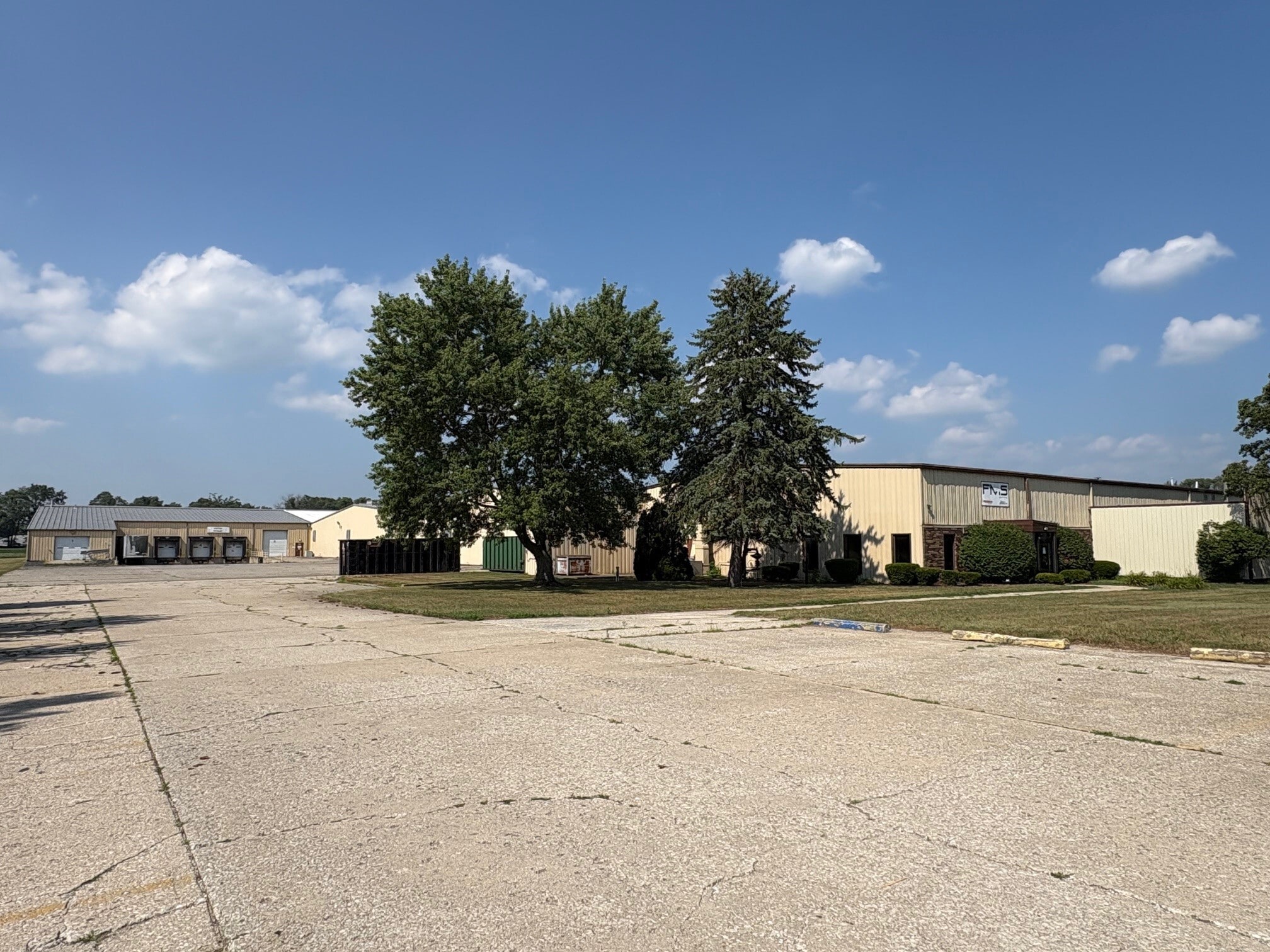 7346 W 400 N, Rochester, IN for Rent