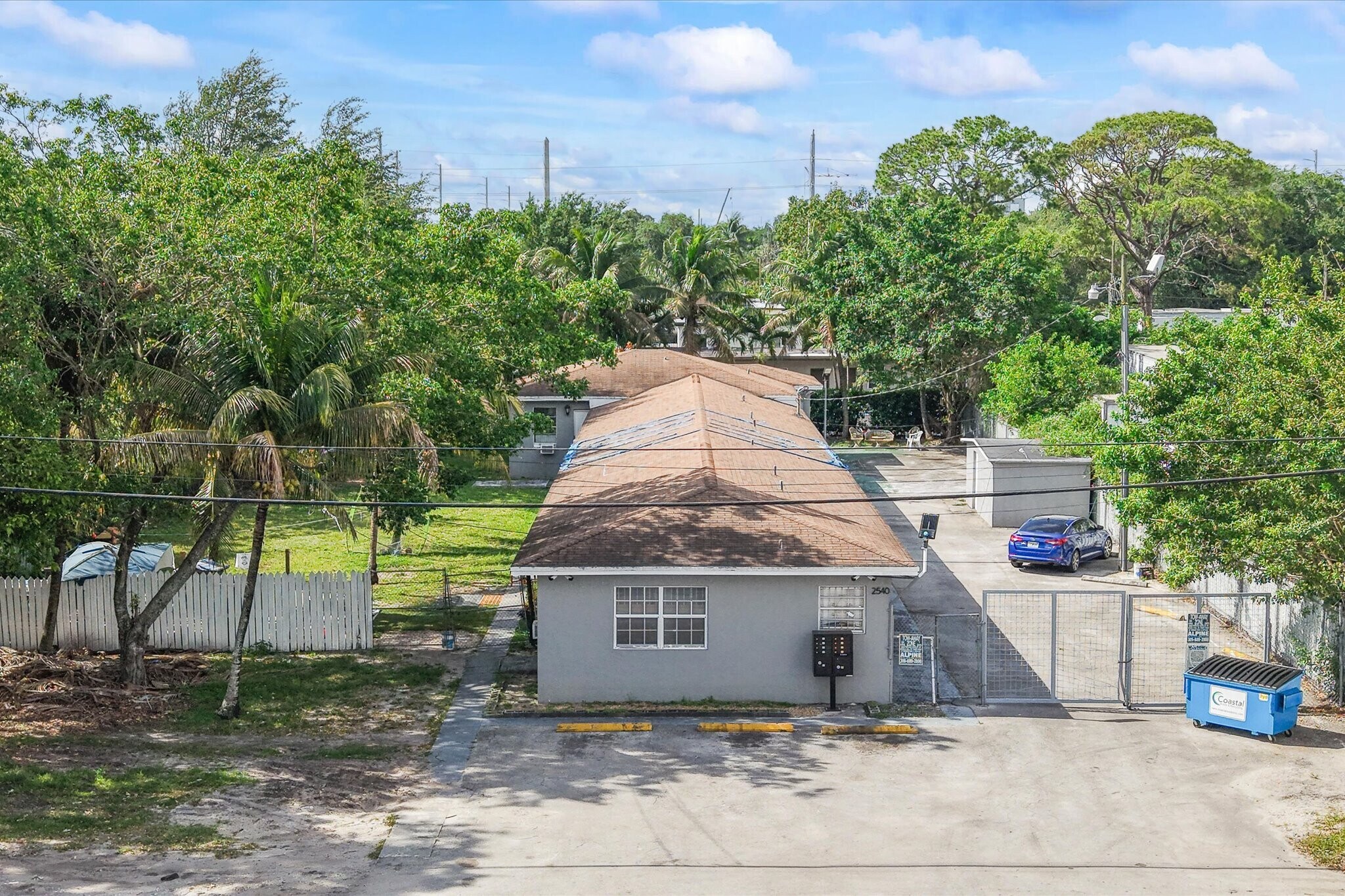 2540 NW 90th St, Miami, FL for Sale
