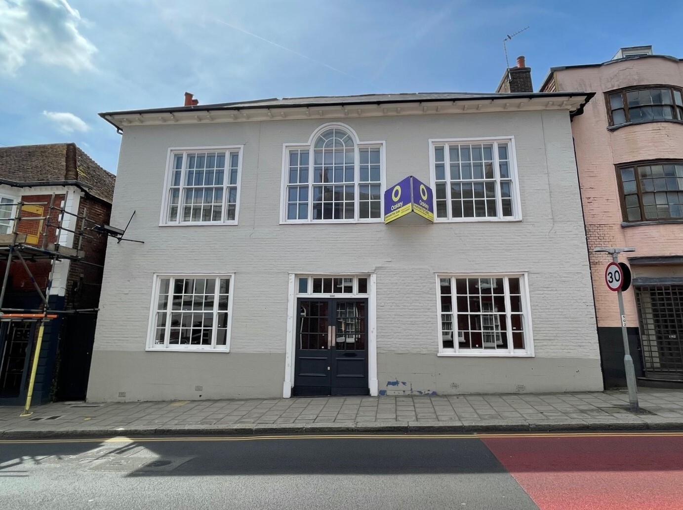 91 High St, Uckfield, ESX for Sale