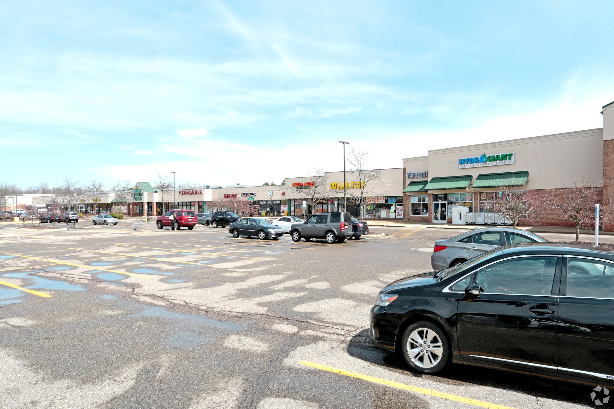 7306-7490 Haggerty Rd, West Bloomfield, MI for Rent