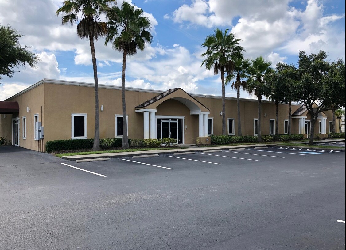 3206-3212 Parkside Center Cir, Tampa, FL for Sale