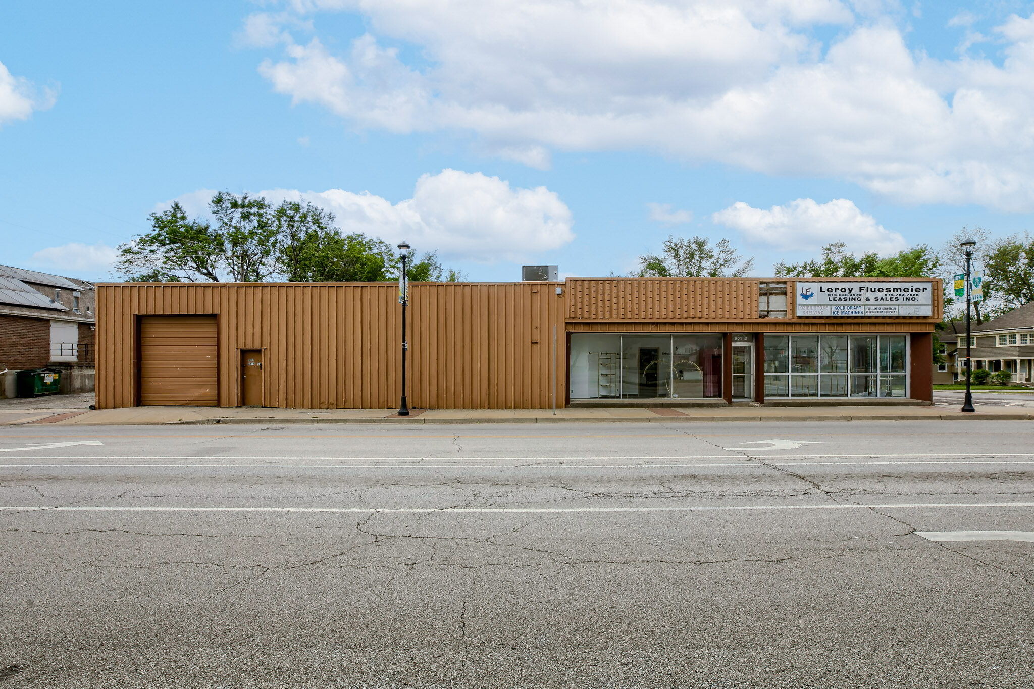 901 Main St, Grandview, MO for Sale