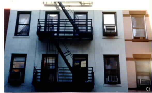 337 E 81st St, New York, NY for Rent