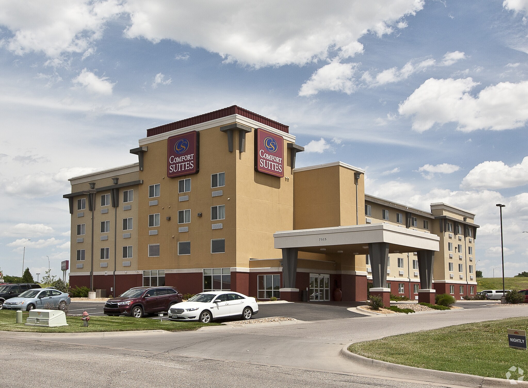 7515 W Taft St, Wichita, KS for Sale