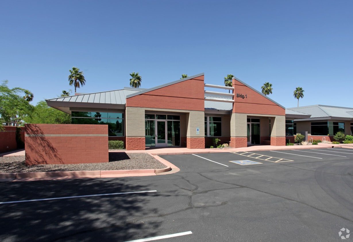 2325 W Guadalupe Rd, Gilbert, AZ for Rent
