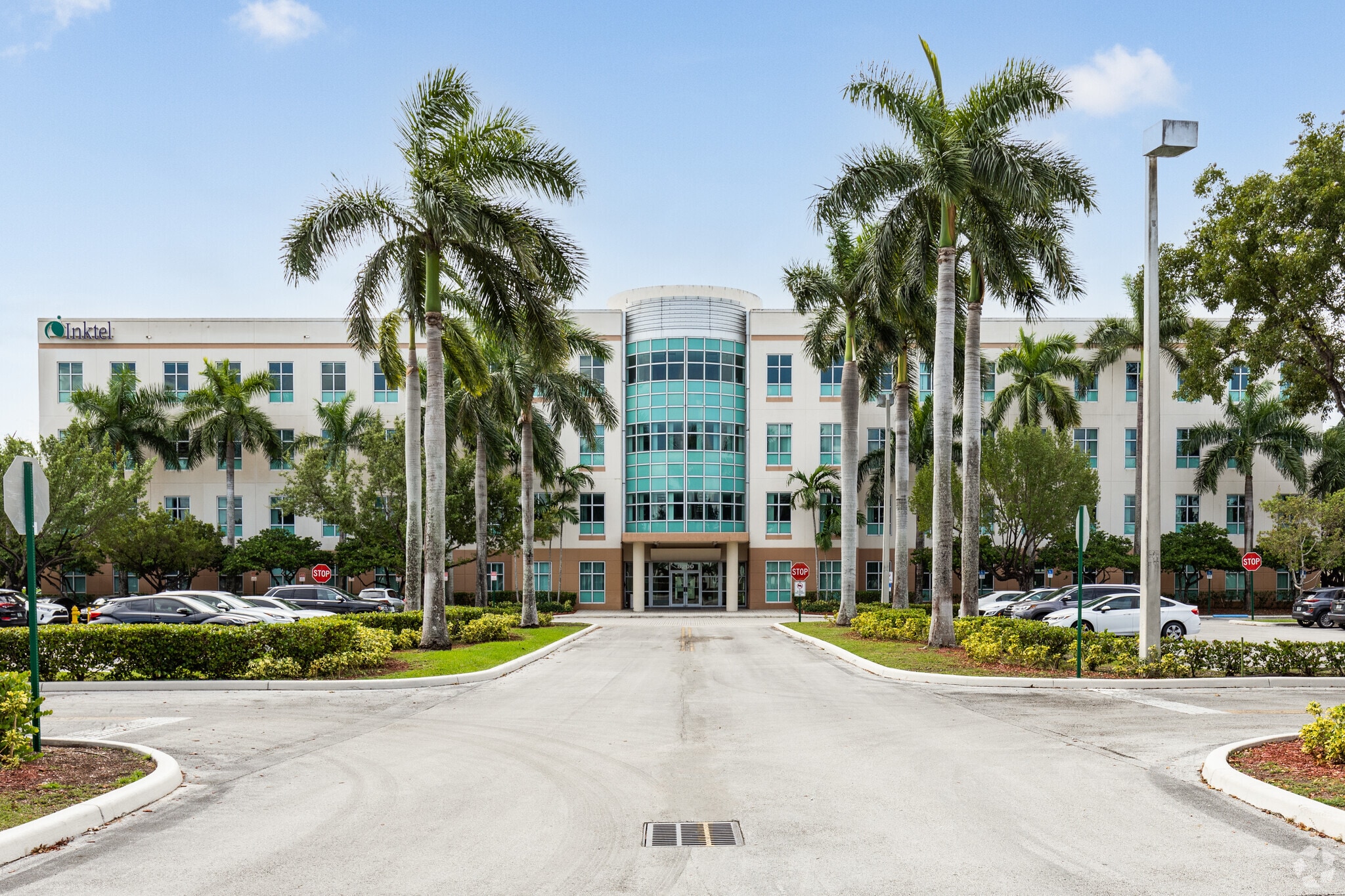 8200 NW 33rd St, Doral, FL for Rent