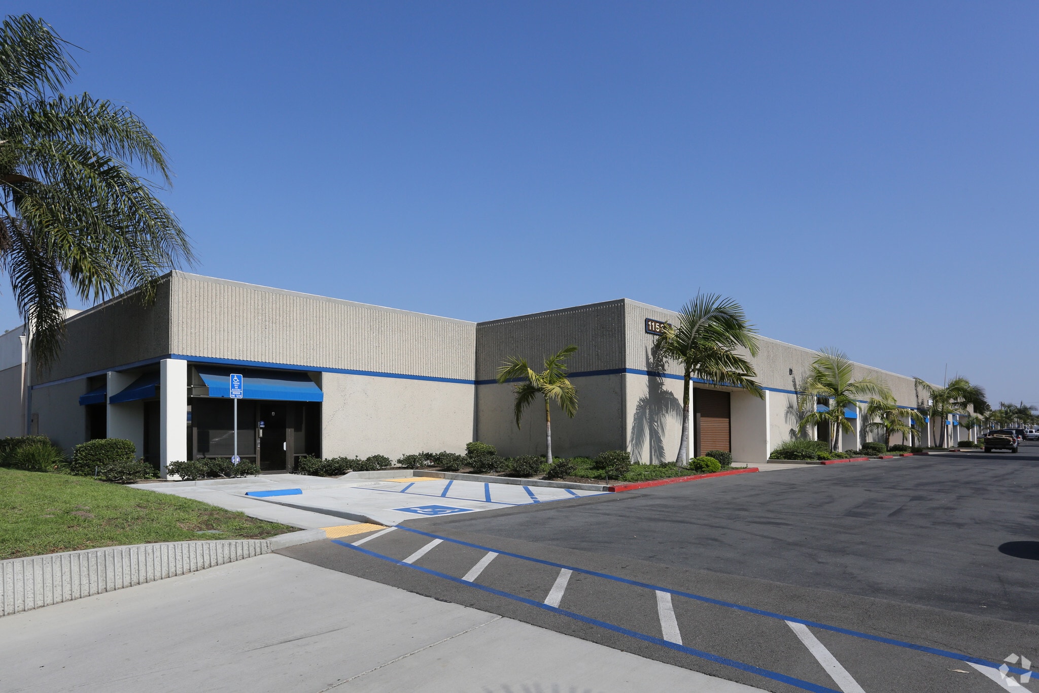 11533 Slater Ave, Fountain Valley, CA for Sale