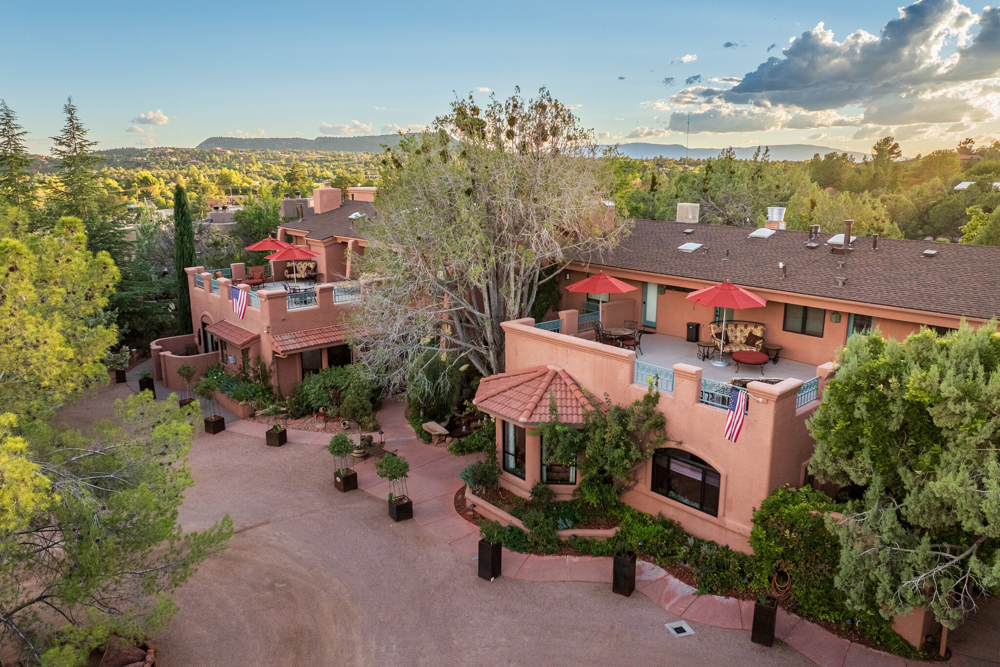 55 Hozoni Dr, Sedona, AZ for Sale