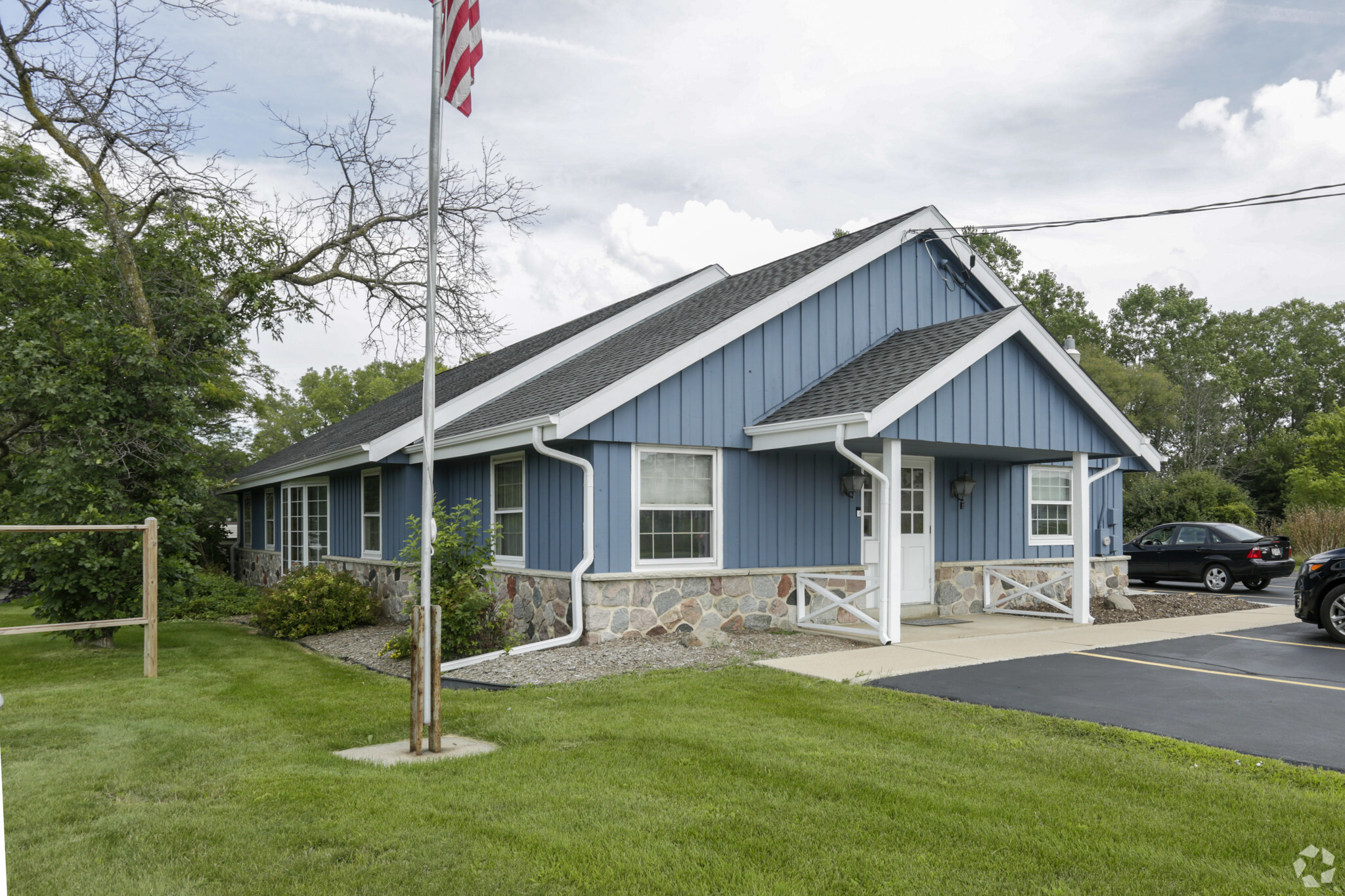 450 N Wales Rd, Wales, WI for Rent