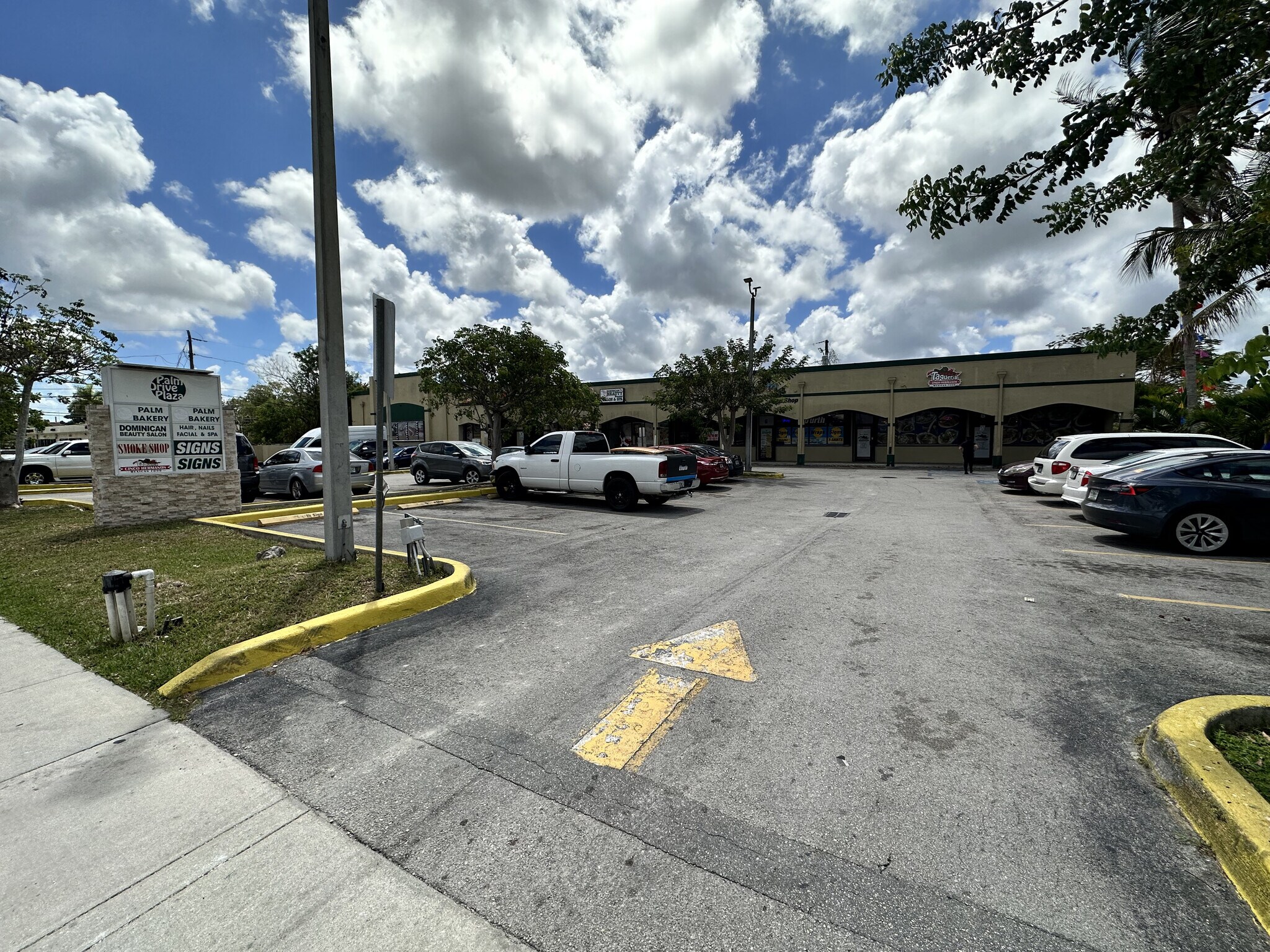 941 W Palm Dr, Homestead, FL for Rent