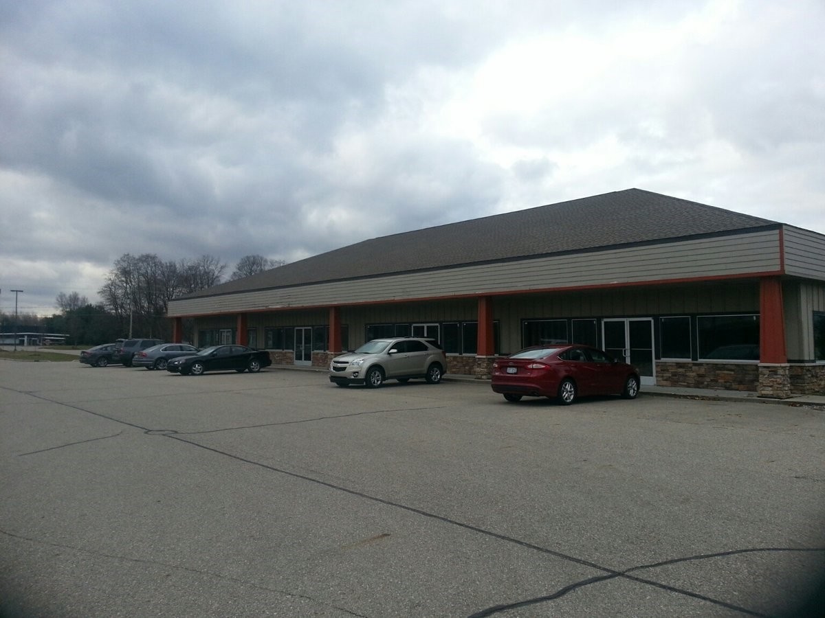 1322 W State St, Belding, MI for Rent