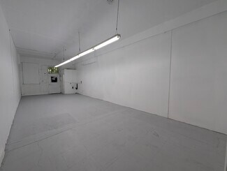 Los Angeles, CA Retail - 5556-5566 Hollywood Blvd