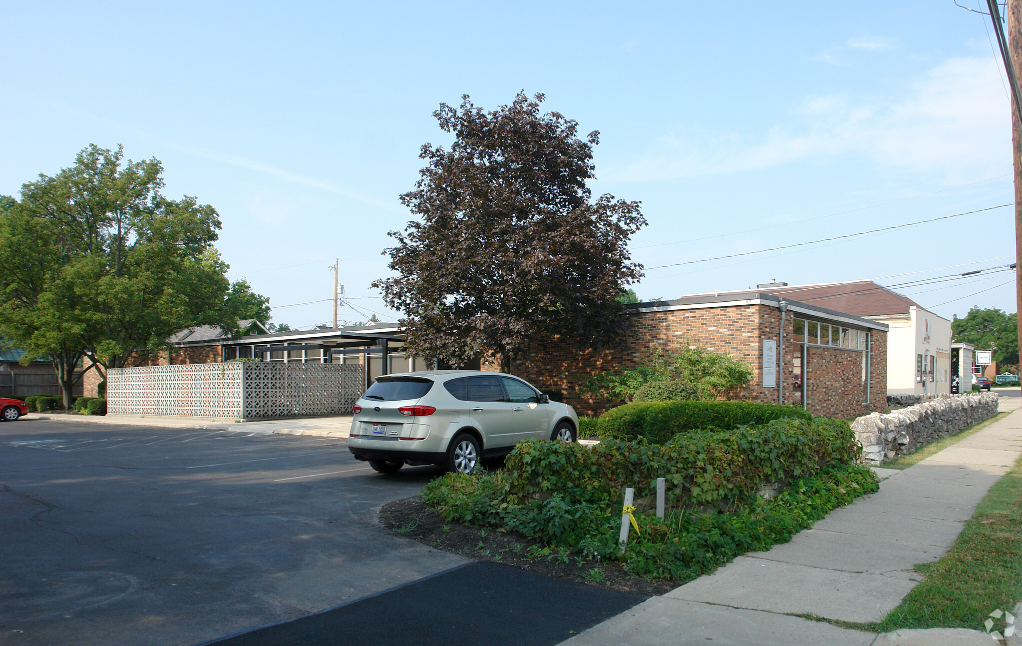 1621 W 1st Ave, Columbus, OH for Rent