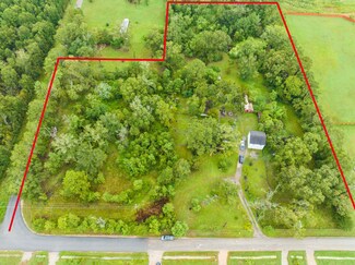 Conroe, TX Commercial Land - 15552 Schank Rd