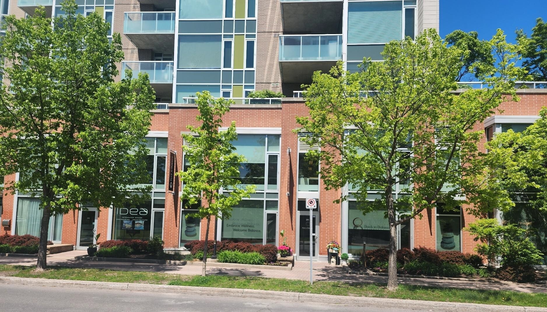 595 Byron Av, Ottawa, ON for Sale