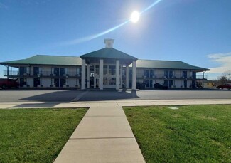 Branson West, MO Hospitality - 50 Notch Ln