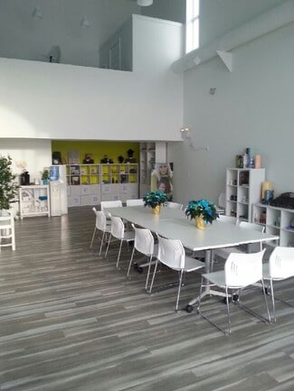 Edmonton, AB Retail - 5408 53rd Ave NW