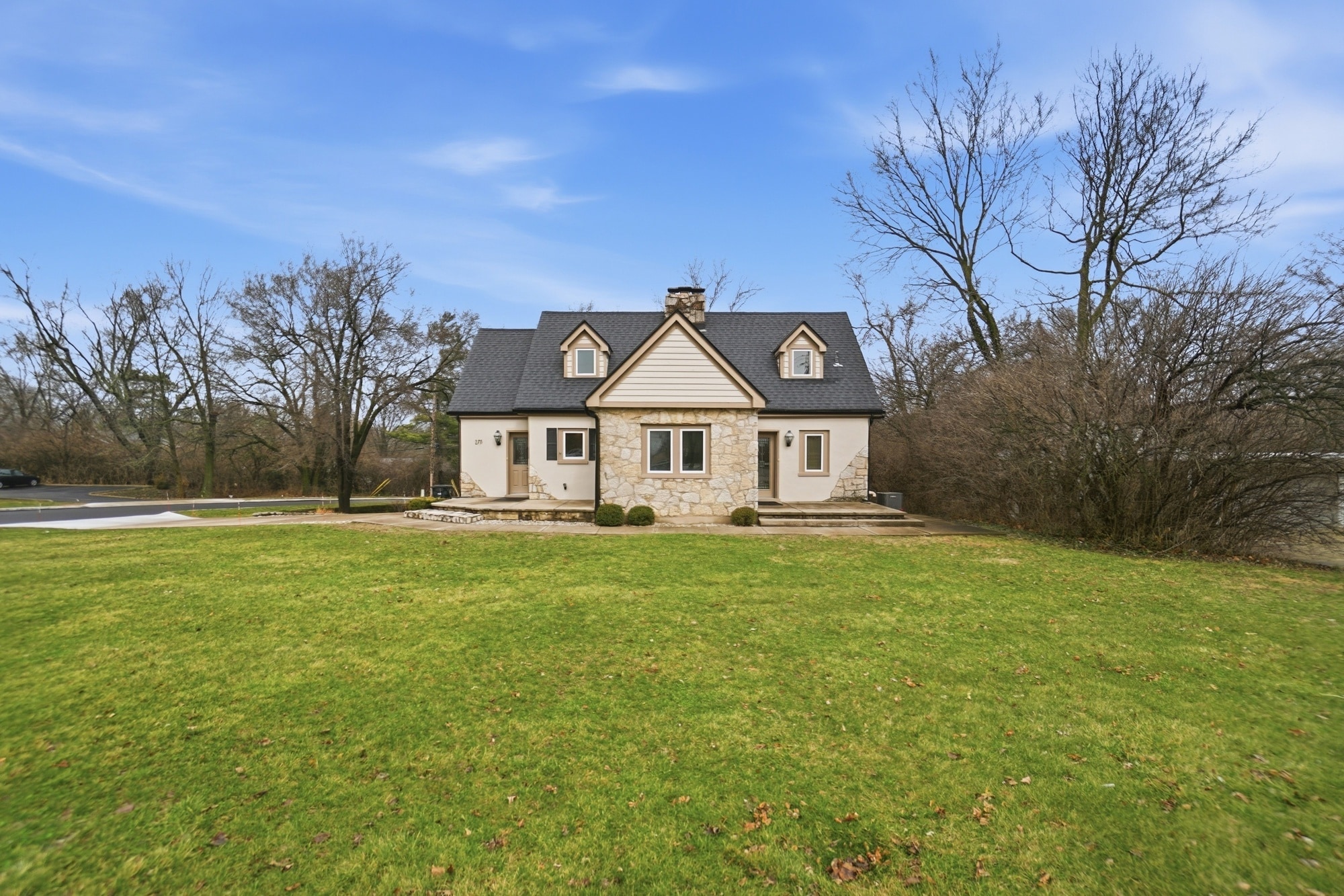 175 W Franklin St, Centerville, OH for Sale