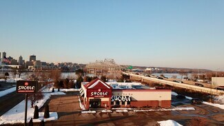 East Peoria, IL Restaurant - 1000 Riverside Dr