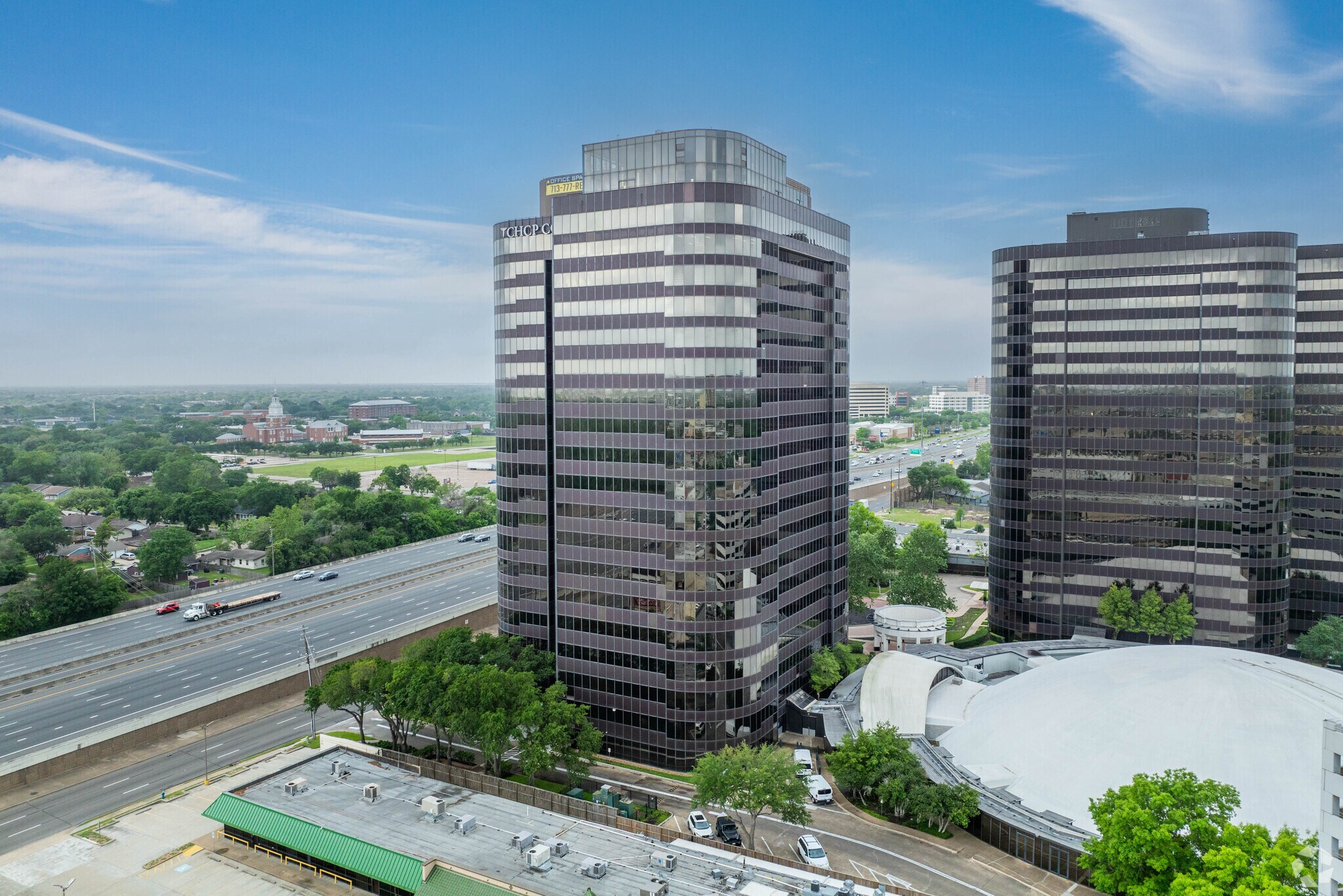 7322 Southwest Fwy, Houston, TX for Rent