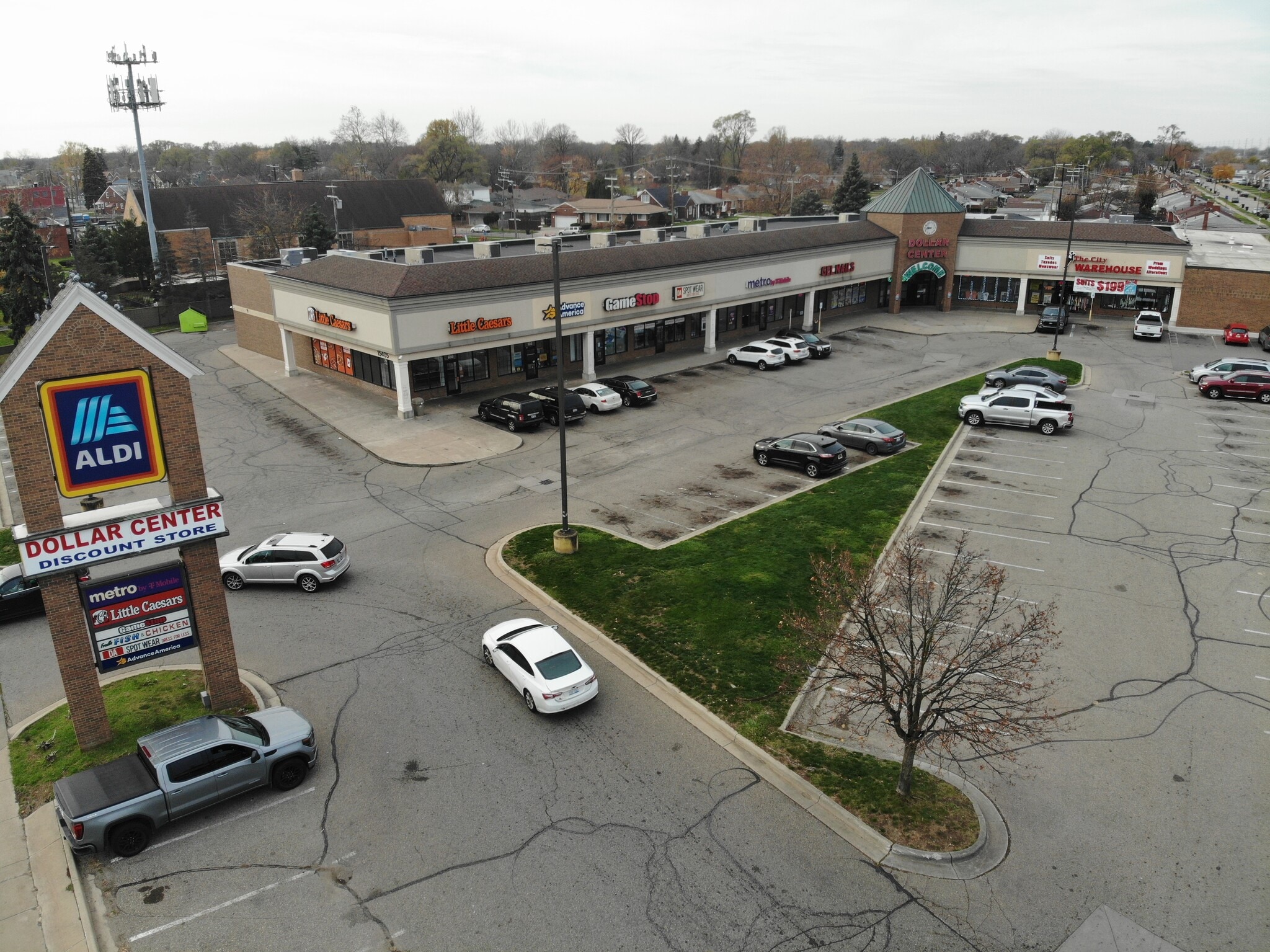 15405 Gratiot Ave, Detroit, MI for Rent