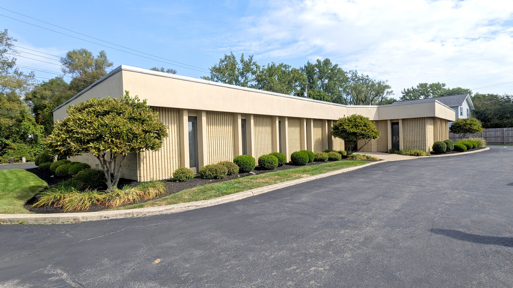 375 Dick Rd Depew, NY 14043 Office Property for Lease on