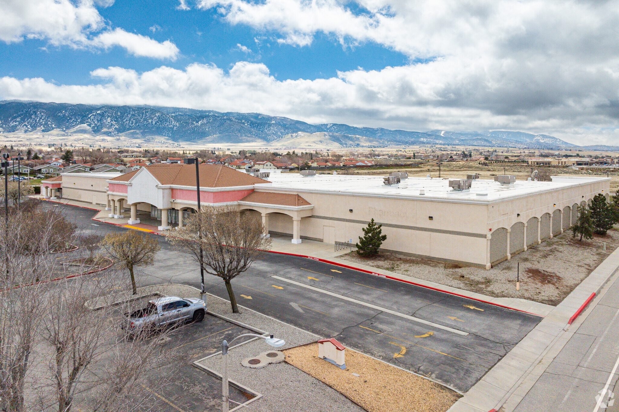 710 W Tehachapi Blvd, Tehachapi, CA for Rent