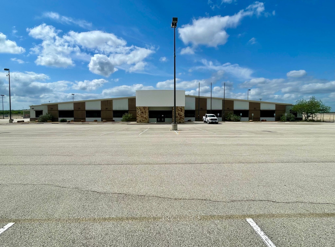 6061 County Road 136, Pawnee, TX for Sale