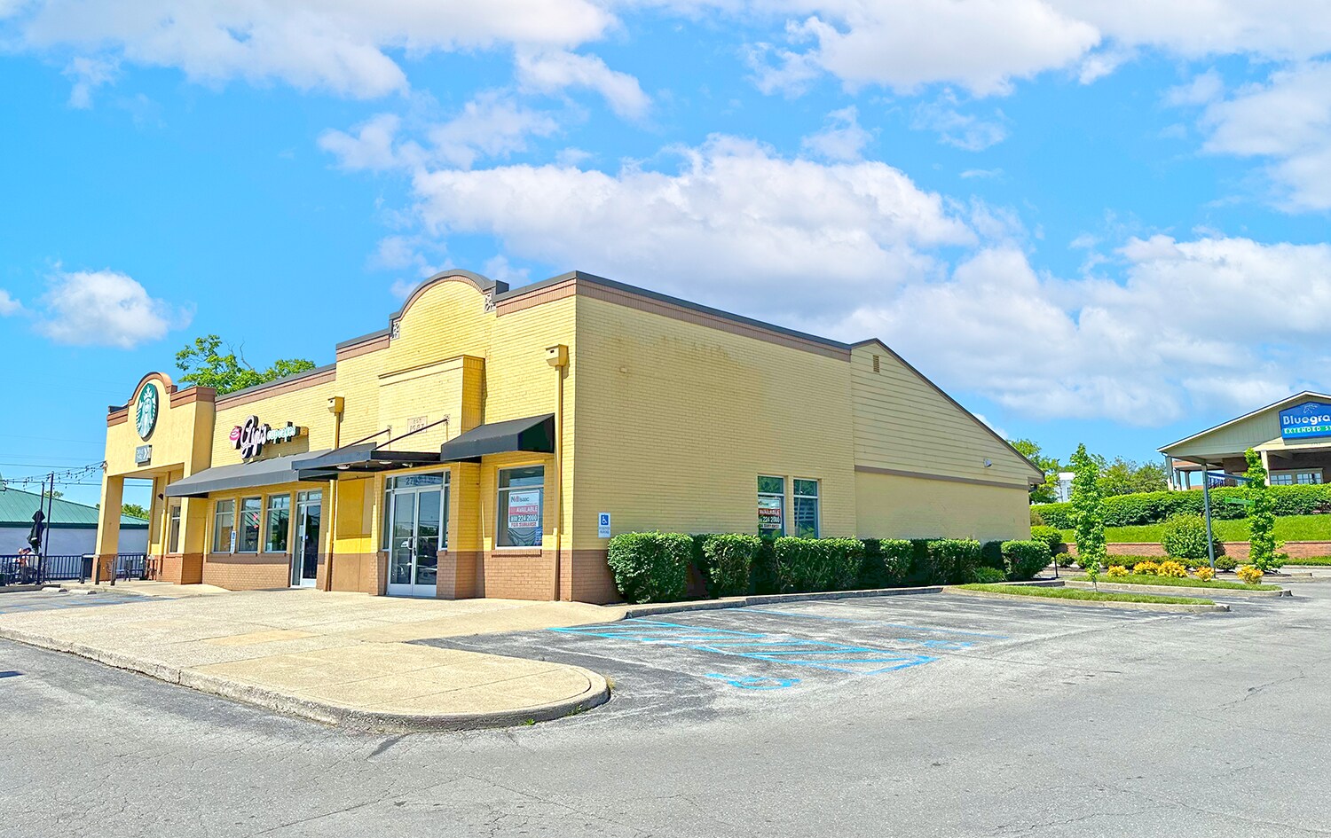 2703 Richmond Rd, Lexington, KY for Rent