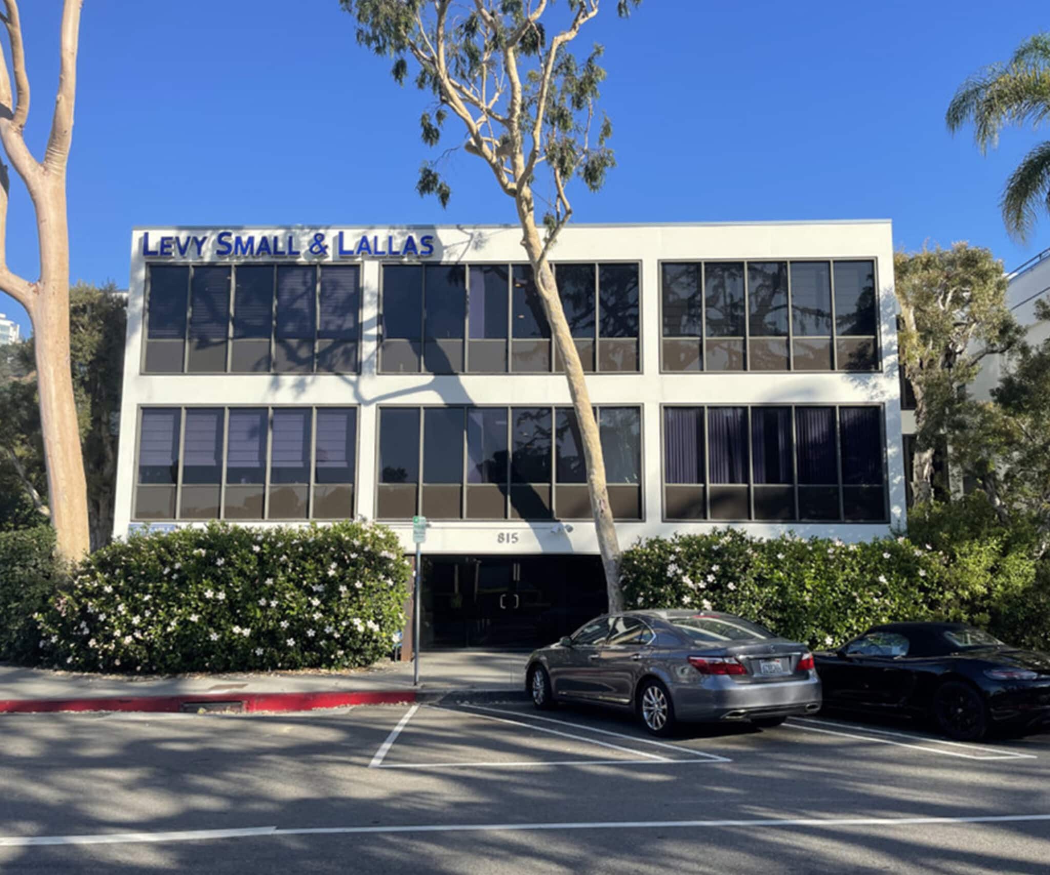 815 Moraga Dr Los Angeles, CA 90049 Office Property for Lease on