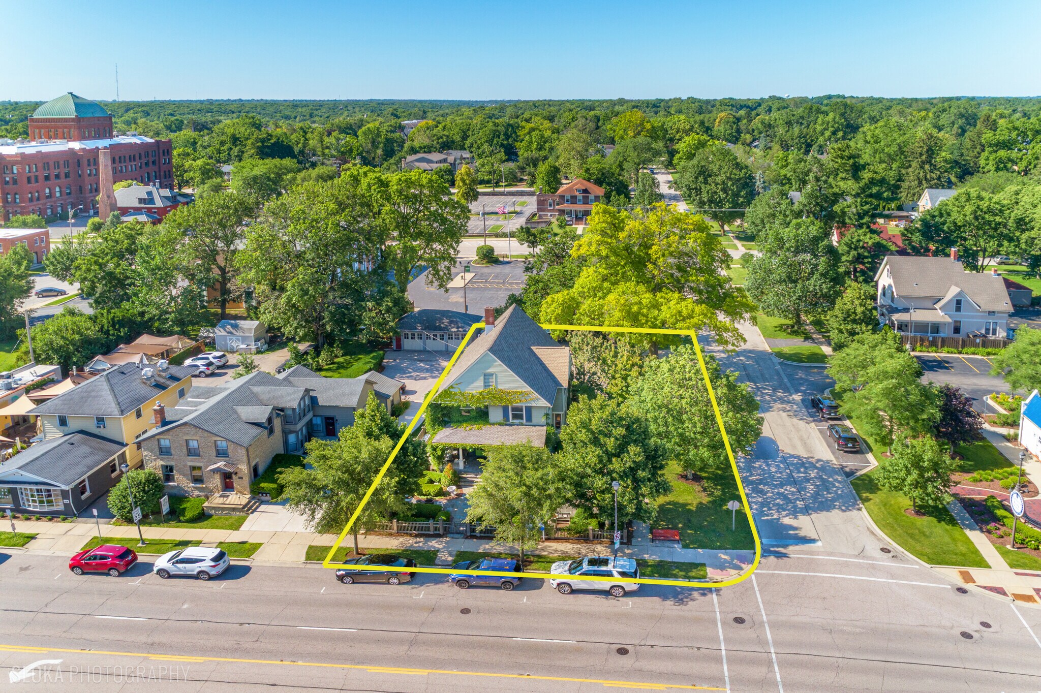 428 W State St, Geneva, IL for Rent