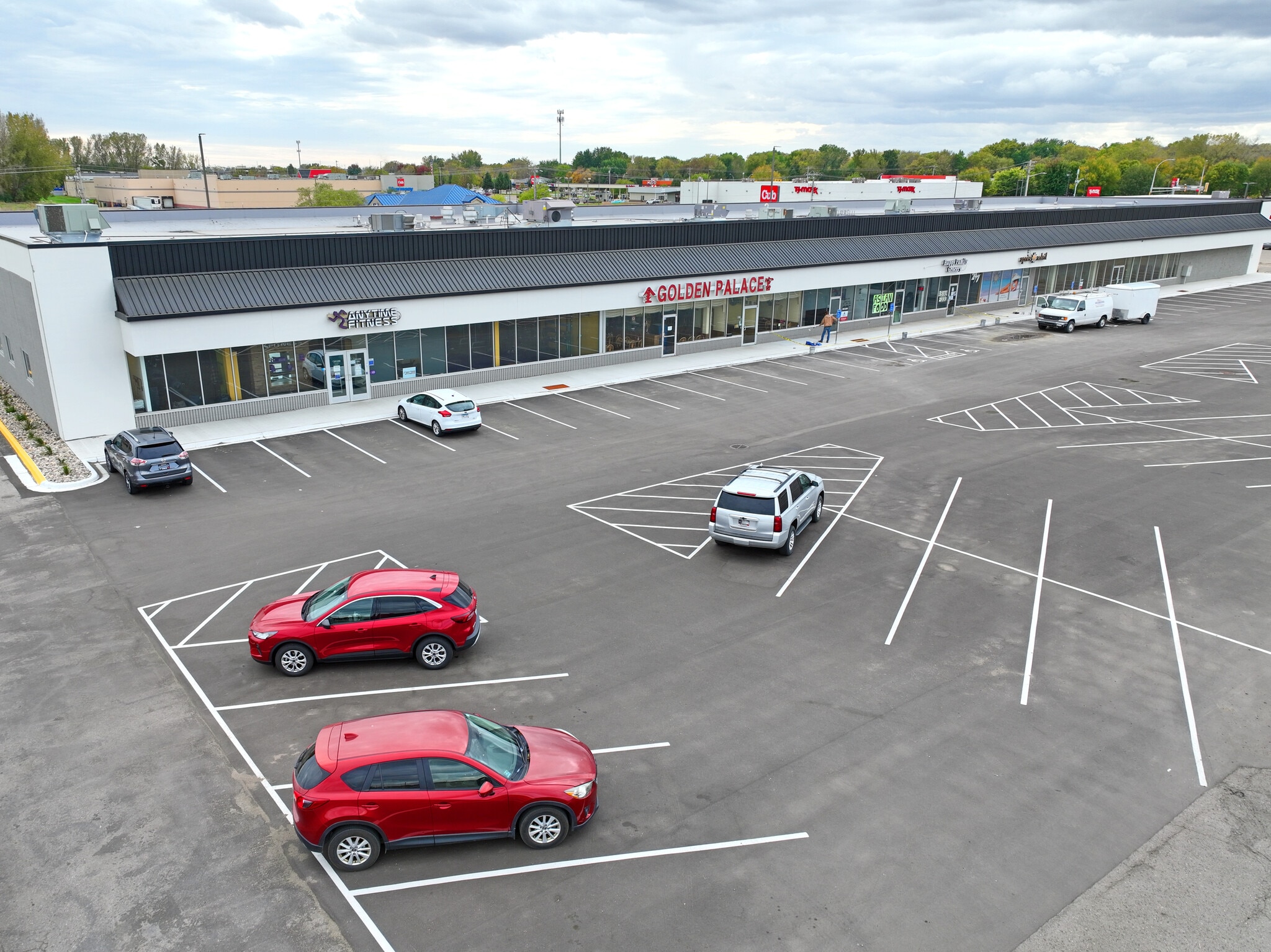 1605 1st St S, Willmar, MN for Rent