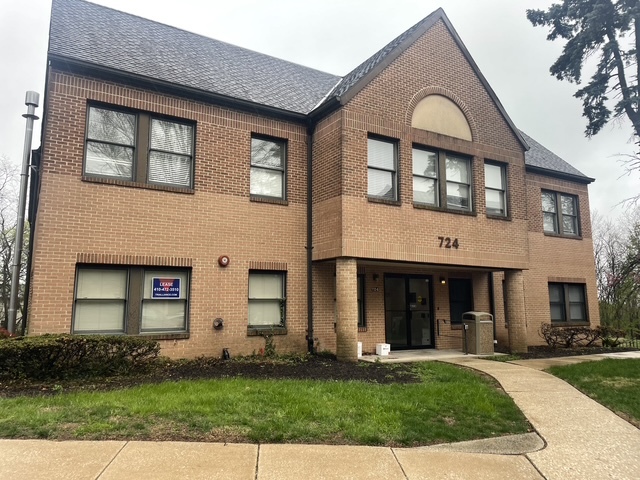 724 Maiden Choice Ln, Arbutus, MD for Rent
