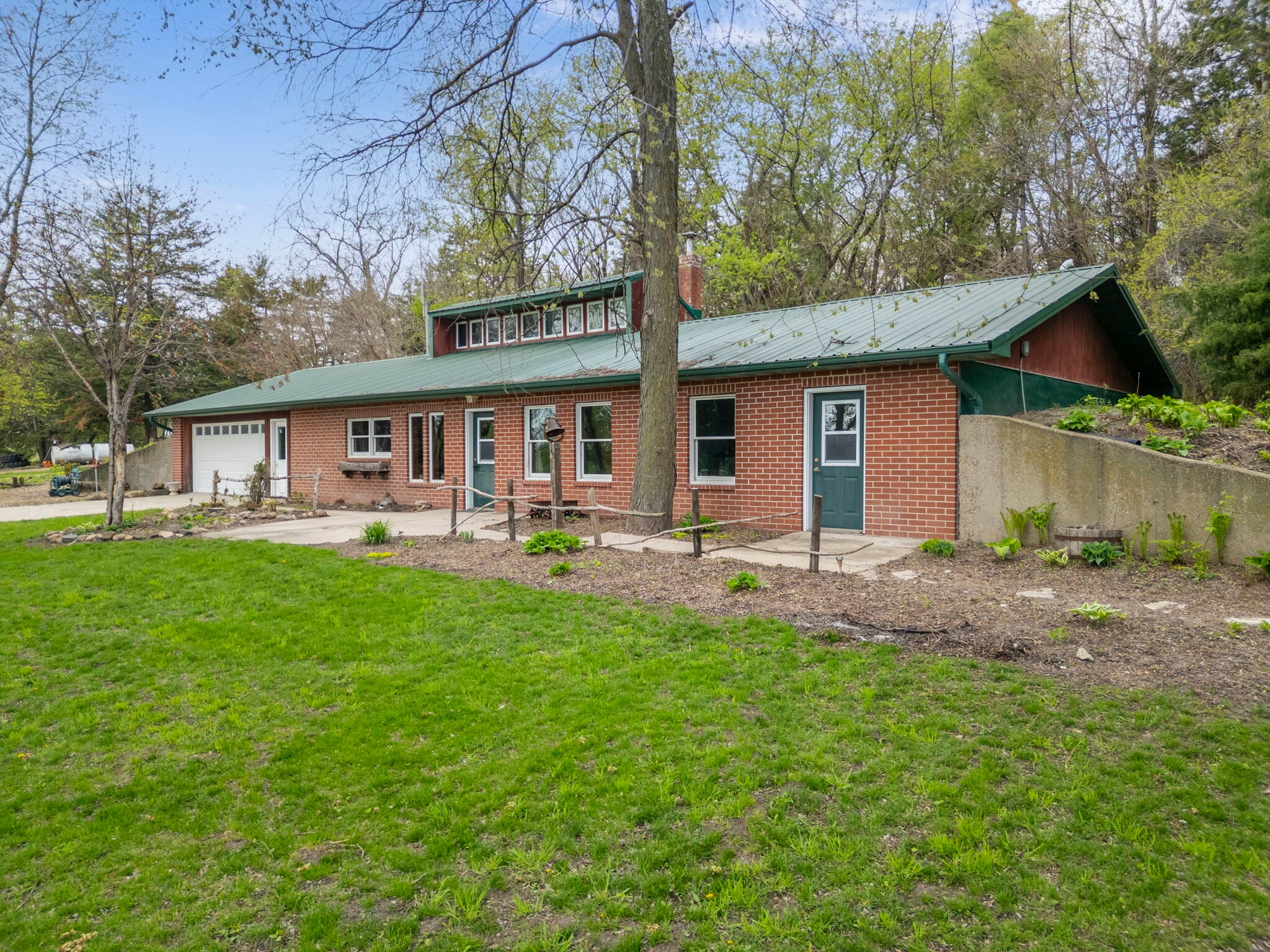 3251 Brandon Diagonal Blvd, Brandon, IA for Sale