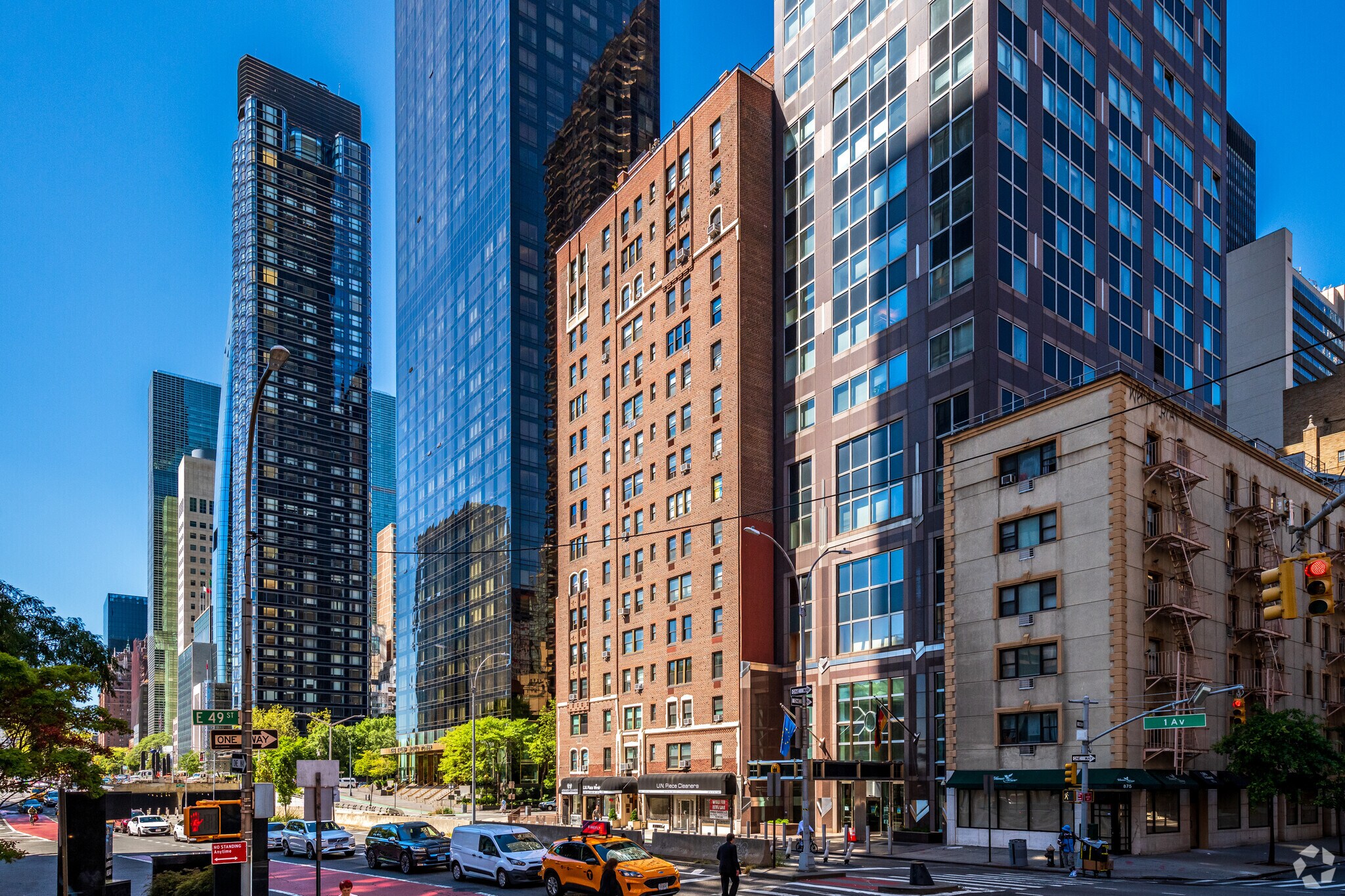 865 United Nations Plz, New York, NY for Rent