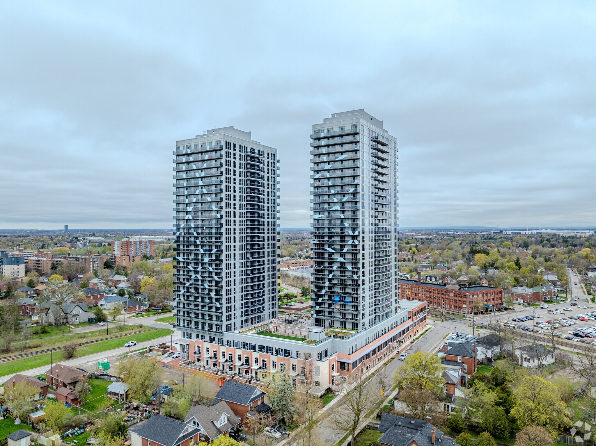 45 Railroad St, Brampton, ON for Rent