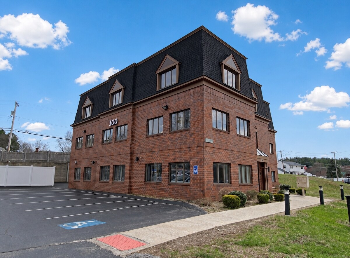 100 Treble Cove Rd, Billerica, MA for Rent