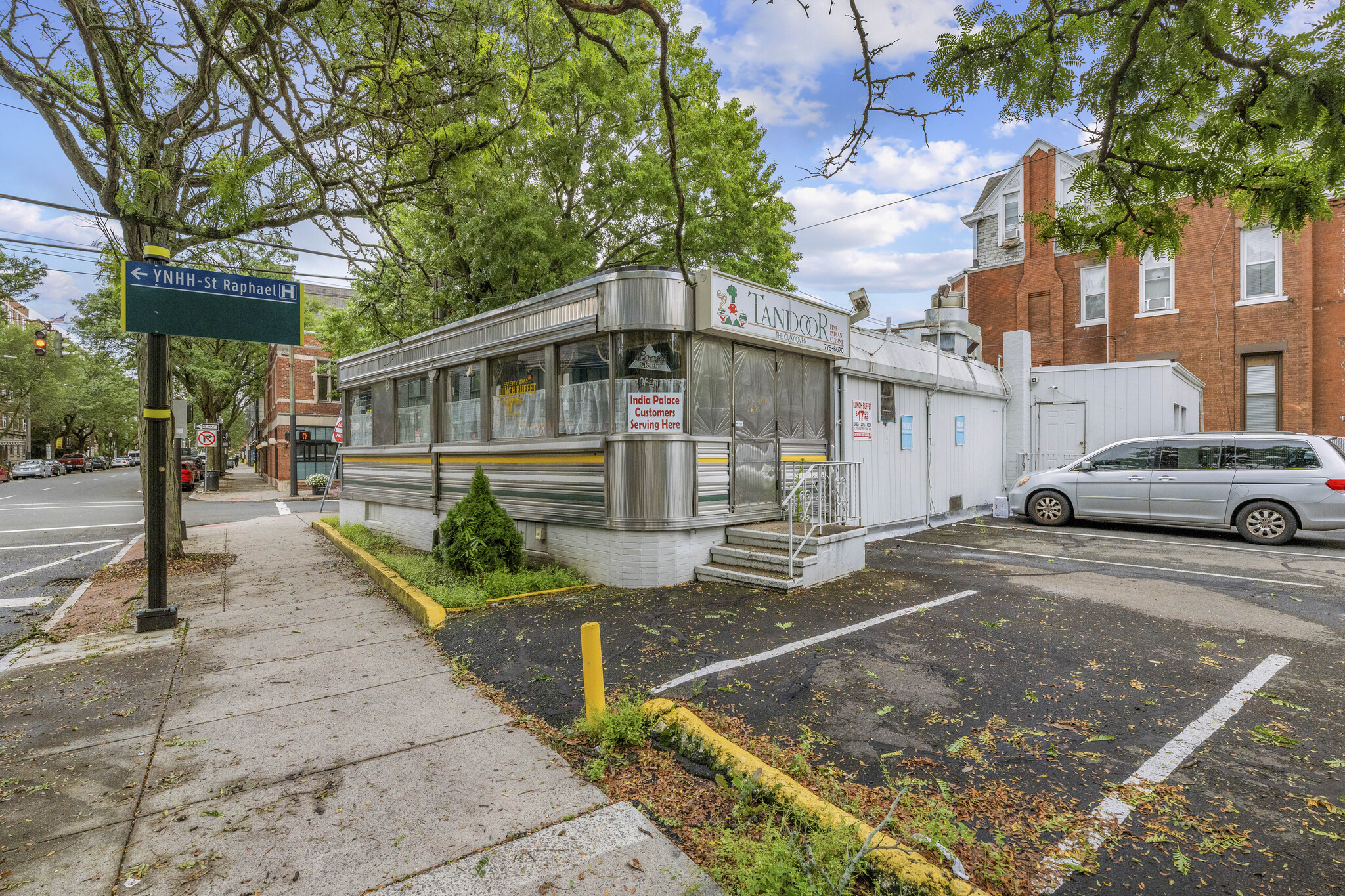 1226 Chapel St, New Haven, CT for Sale