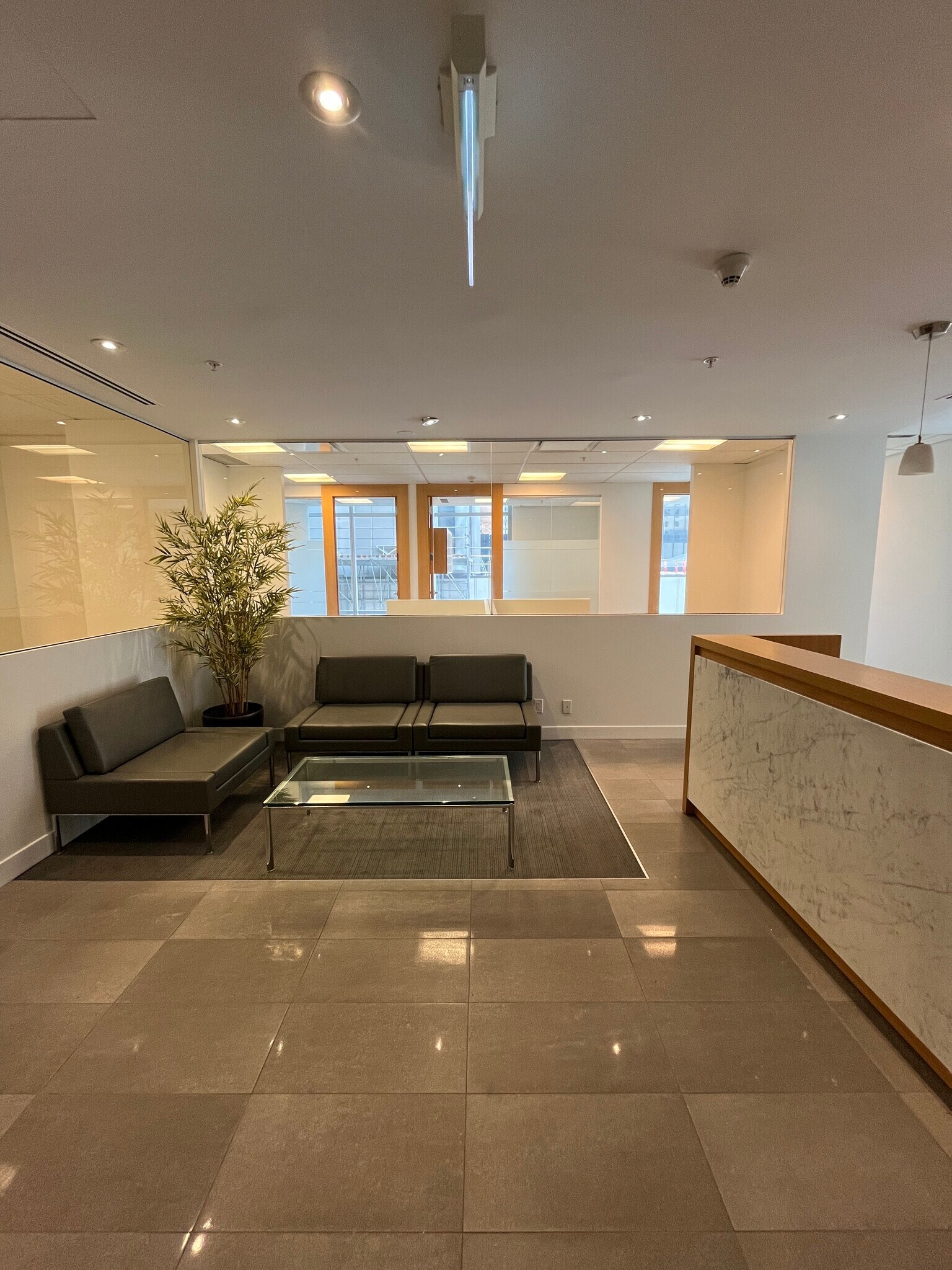 669 Howe St, Vancouver, BC for Rent
