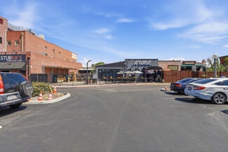 Fullerton, CA Restaurant - 122 E Commonwealth Ave