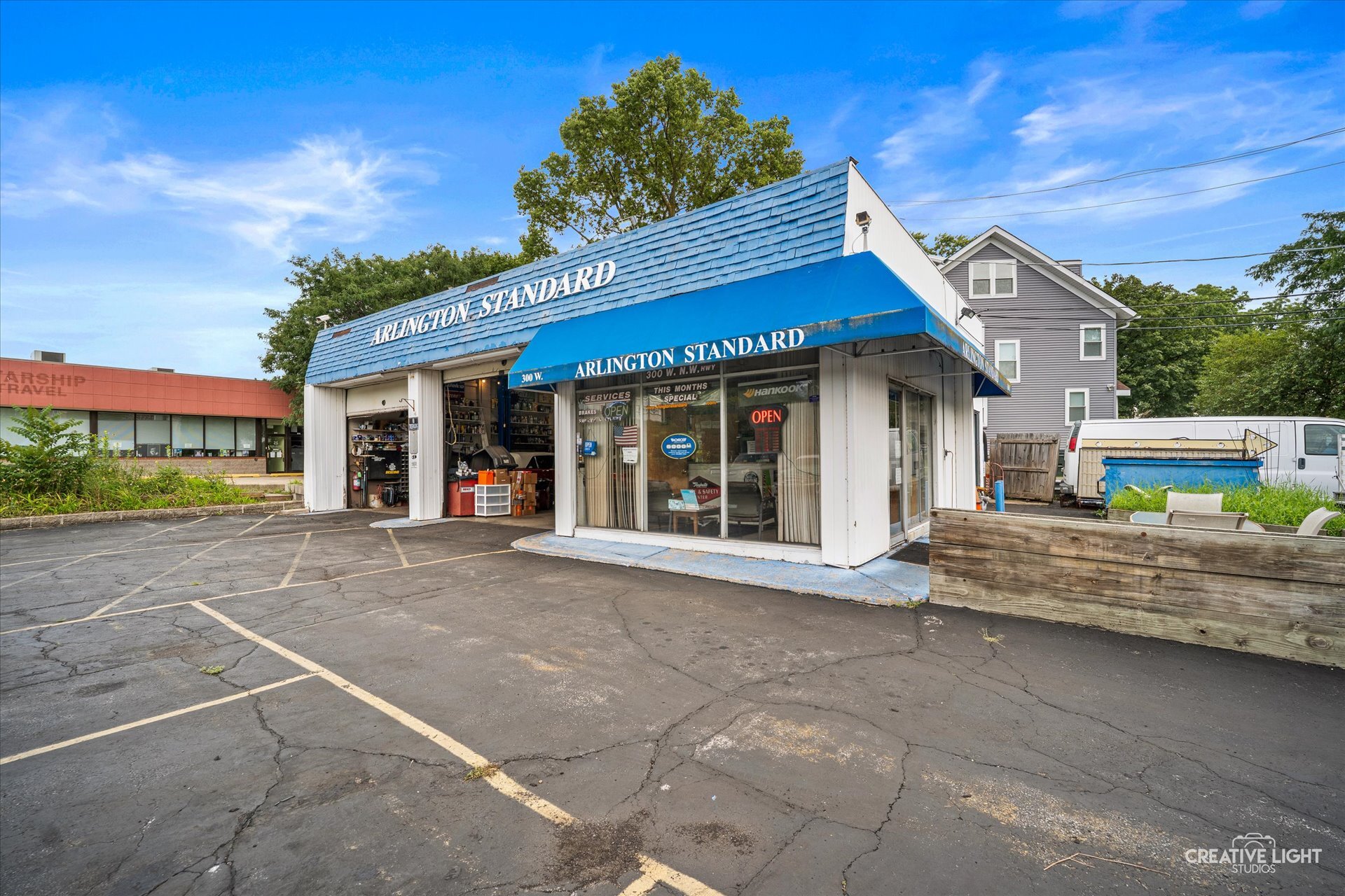 300 W Northwest Hwy, Arlington Heights, IL for Sale