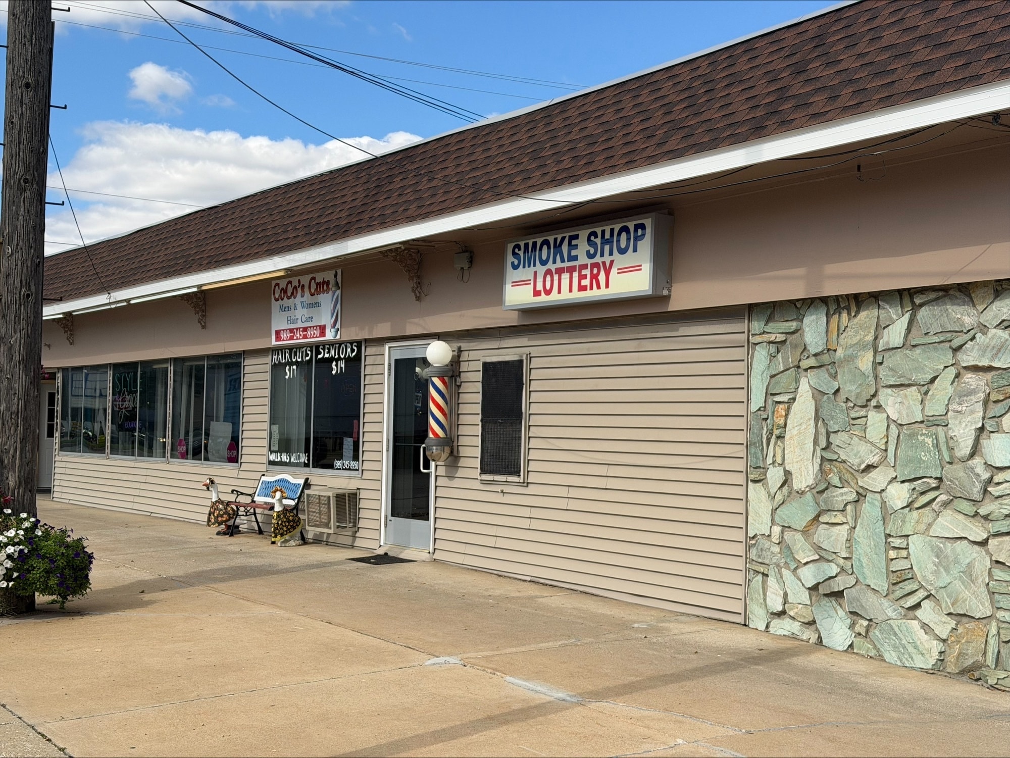 6185 Dixie Hwy, Bridgeport, MI for Sale