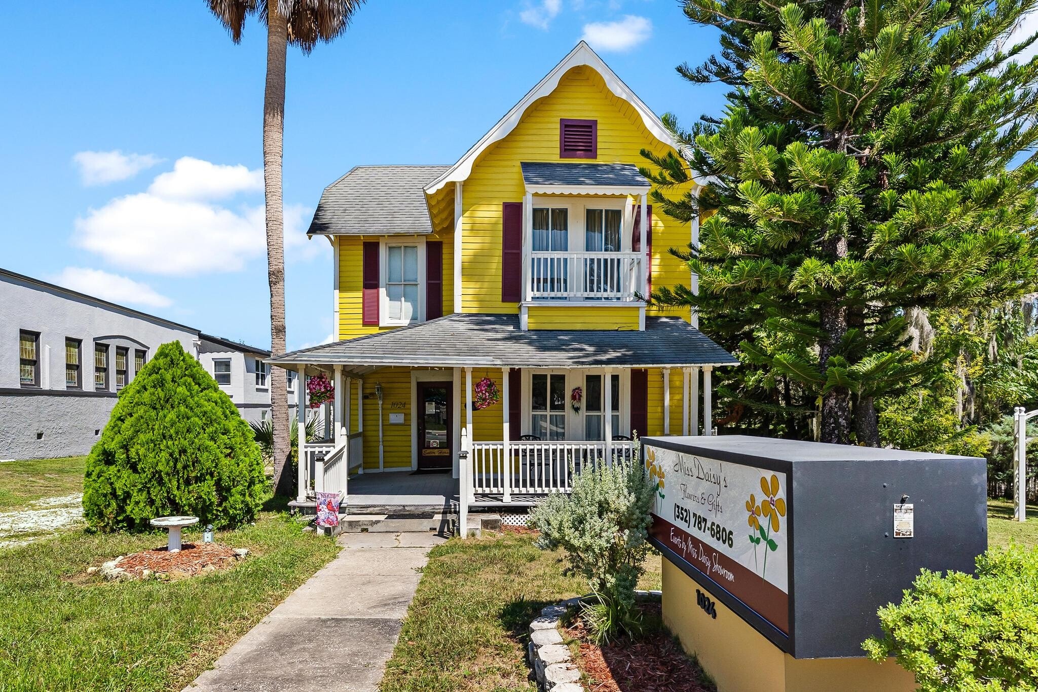 1024 W Main St, Leesburg, FL for Sale