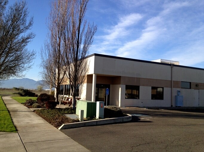 4731 Industry Dr, Medford, OR for Sale
