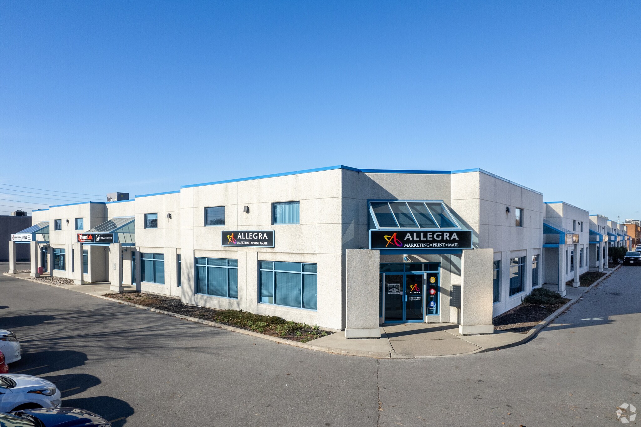 30 Macintosh Blvd, Vaughan, ON for Rent