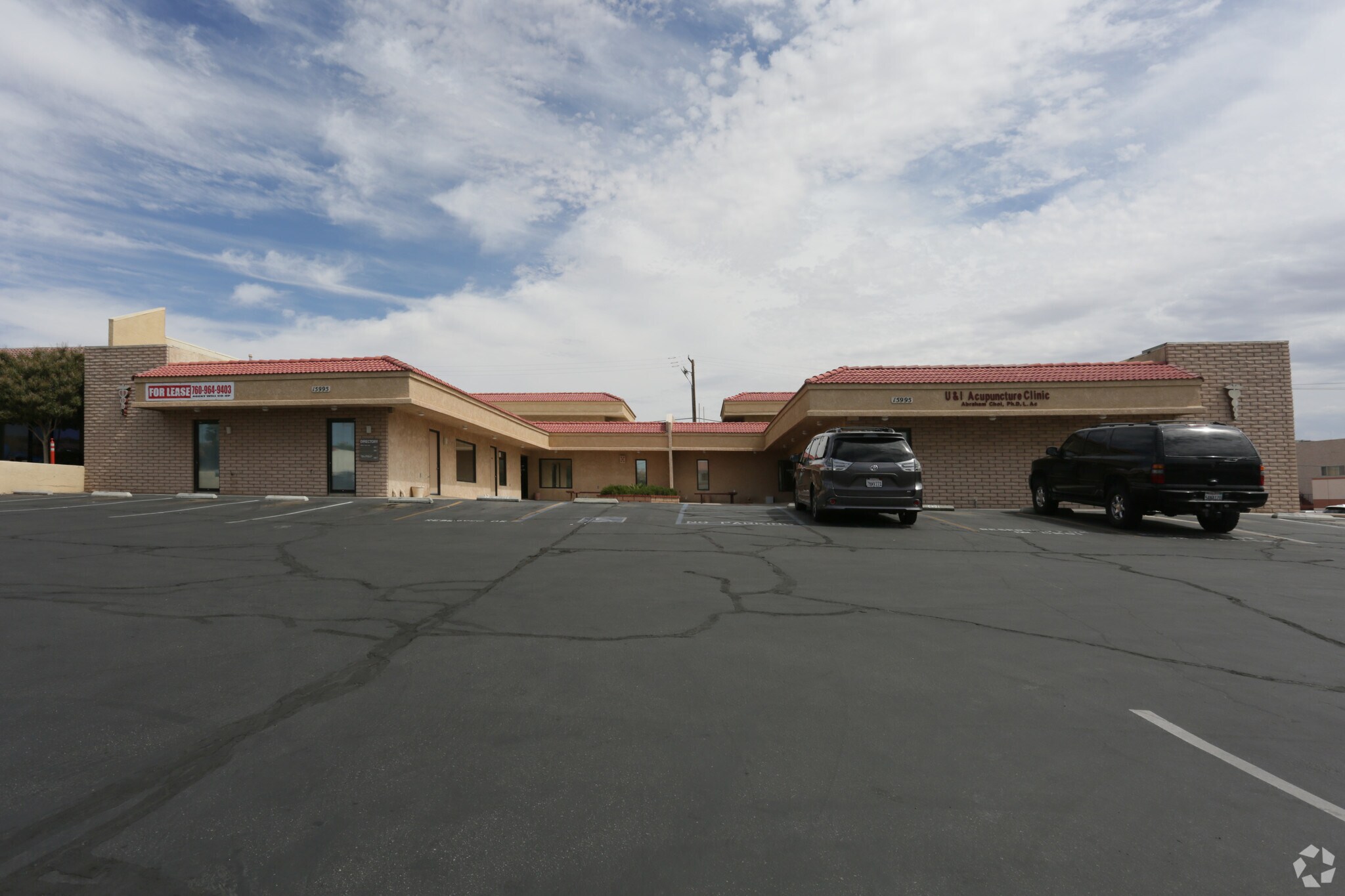 15995 Tuscola Rd, Apple Valley, CA for Rent