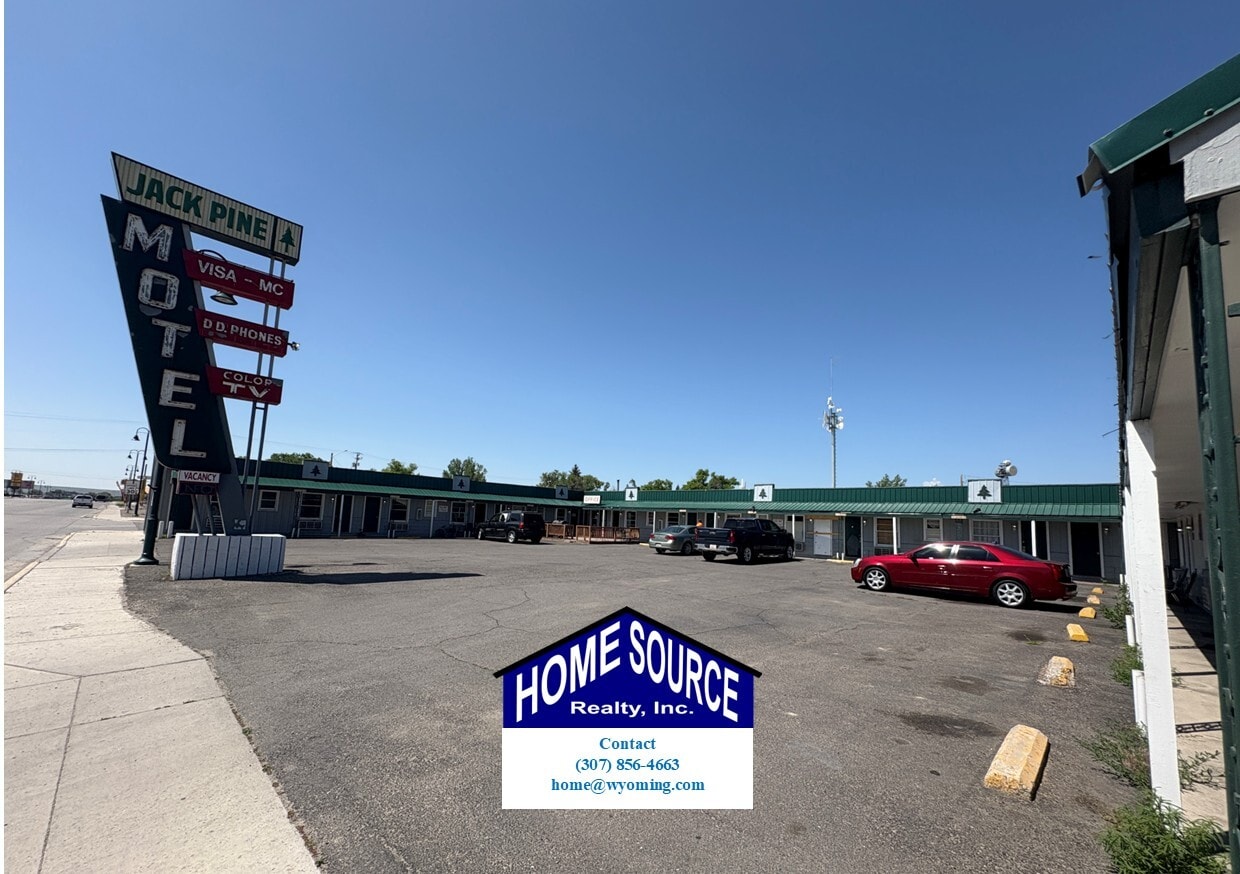 120 S Federal Blvd, Riverton, WY for Sale