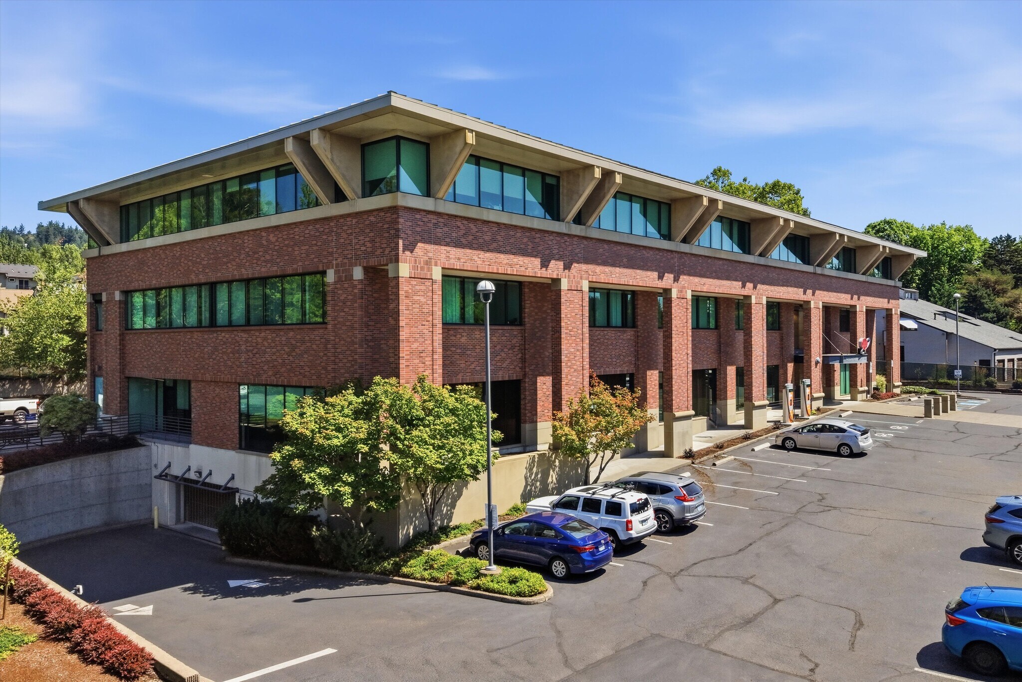 10365 SE Sunnyside Rd, Clackamas, OR for Rent